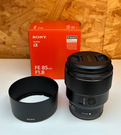 Sony FE 85mm f/1.8