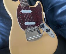 Squier Classic Vibe Mustang