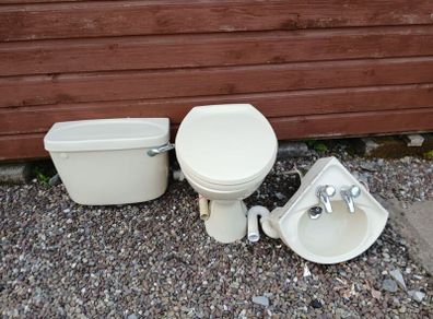 Toilet & corner sink, free