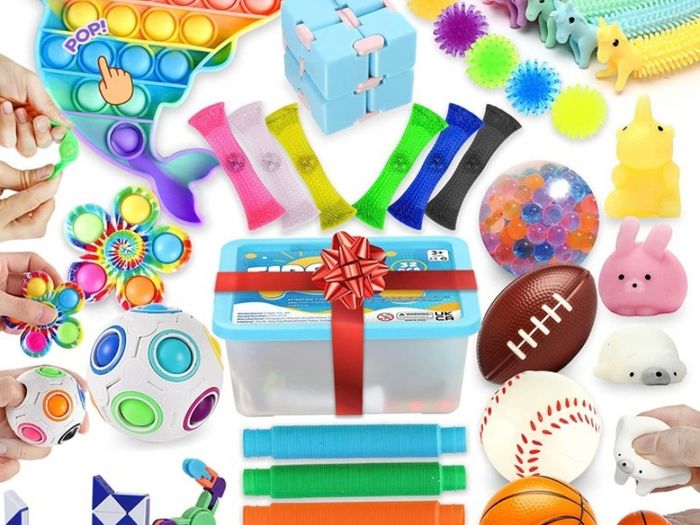 Upgraded Cheap Sensory Fidget Toy Set 34 Pack Fidget Toys Autism Stress Relief Toys Party Bag Fillers Fiddle Toys for Kids, Magic Rainbow Ball Puzzle Ball, Stretchy Strings, Spinning Skateboards (FREE POSTAGE)