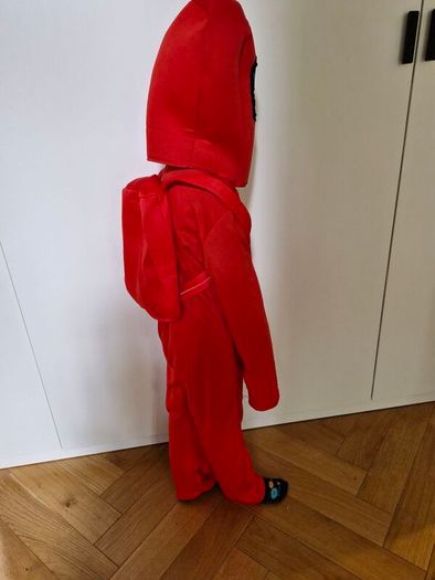 halloween  costume  among us