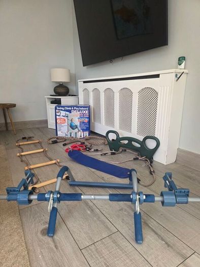 Gorilla Gym Deluxe Doorway Gym for Kids 6-Piece Set