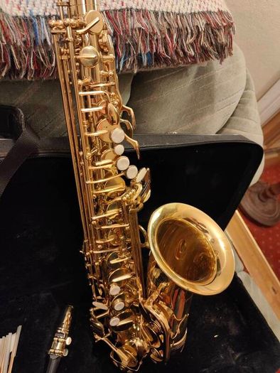 Alto Saxophone - Complete with Case & Accessories
