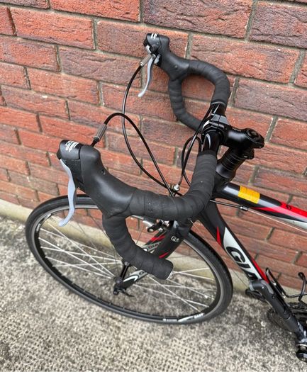 Giant Road Bike