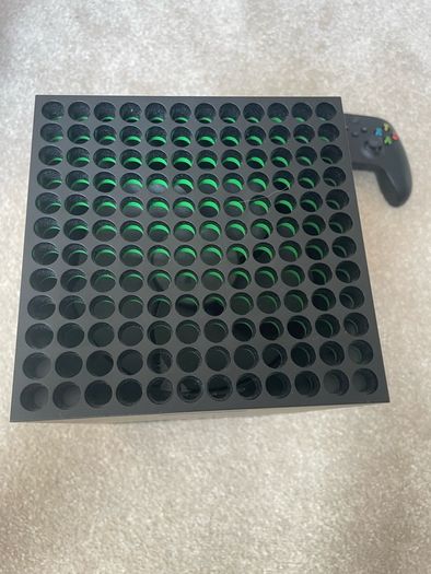 xbox series x ( comes with controller box and cables aswell )