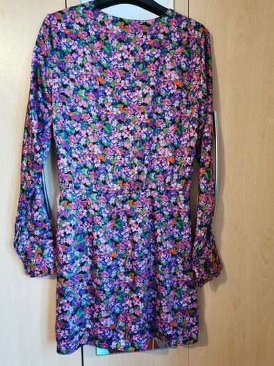 BNWT - Zara Floral Print Dress Size M