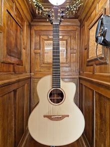 Lowden F-34c