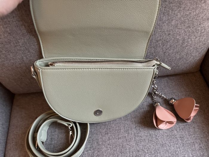 Crossbody Hampton Bag
