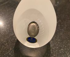 Reduced Bohemian crystal glass egg ornament/Paper weight