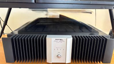 Rotel 8 Channel Power Amp