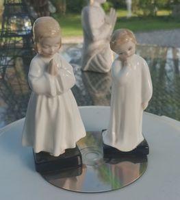 Royal Doulton figures 1970s 80s, Bedtime and Darling, D18