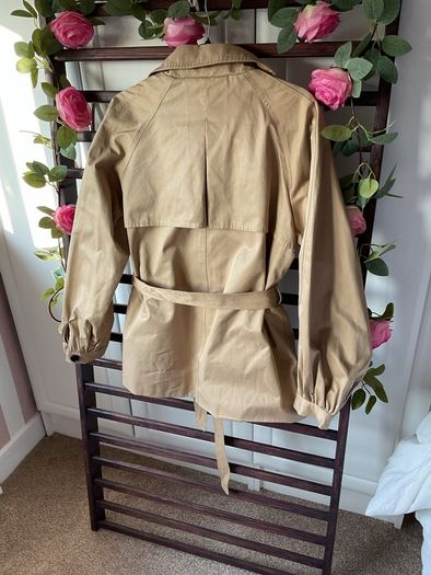 trench Bnwt size small trench coat jacket size small compania fantastica