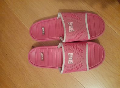 Girl's sliders