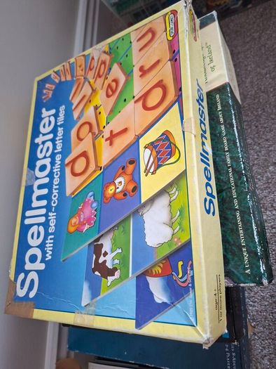 Ultimate Family Fun Bundle of Board Games and Jigsaw Puzzles: Iconic Games, Epic Puzzles and Timeless Classics!