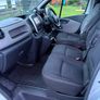 Nissan NV300 Crew Cab Image 5