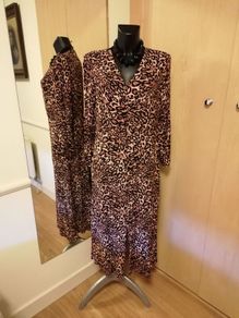 Women's Dress Nwot Reduced Gallery Size 14
