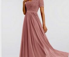 Feminine occasion dress