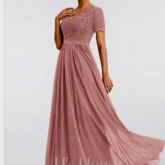 Feminine occasion dress