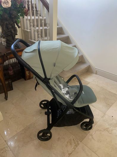 Zumi Eden compact stroller - sage green