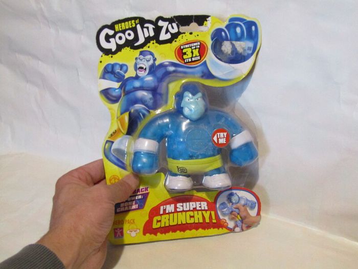 Heroes of Goo Jit Zu Silverback The Gorilla Figure Bone Crash Figure Brand New Sealed Rare Hard To Find
