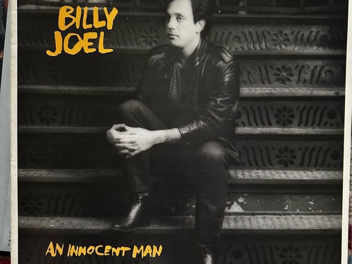Billy Joel. Original 1983 release of An innocent man. Vinyl outer sleeve and inner lyrics sleeve in vg + condition