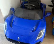 Kids electric car