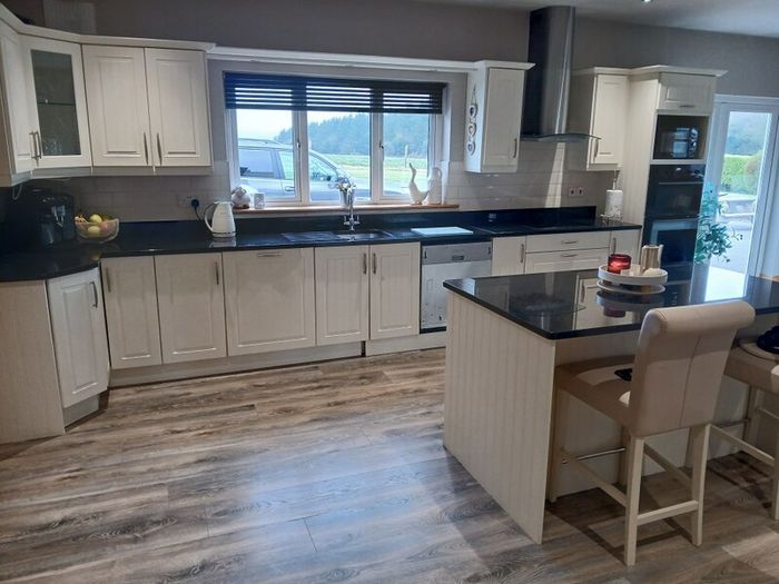 Kitchen, Island & Marble Worktop