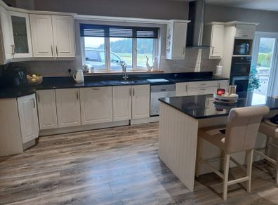 Kitchen, Island & Marble Worktop