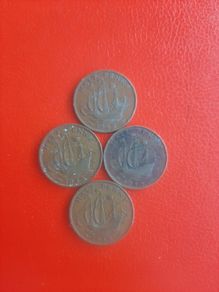 4 British Halfpennies in Sequence 1942/3/4/5