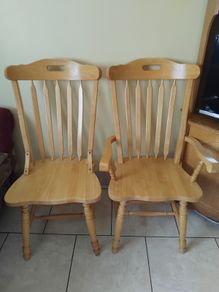 Table and 6 matching chairs