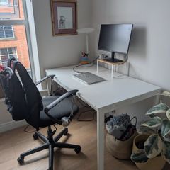 extendable Ikea table