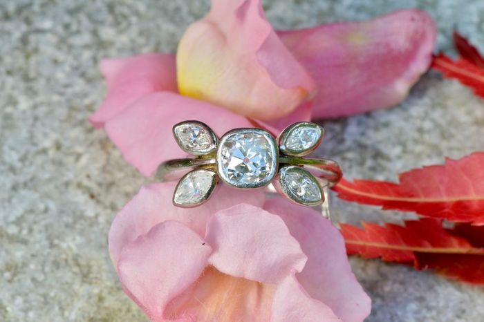 Antique Diamond Cluster Solitaire Ring - Platinum