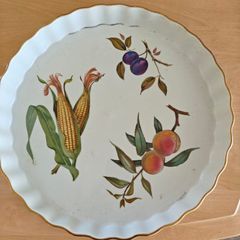 Royal Worcester flan dish in the Evesham Gold pattern