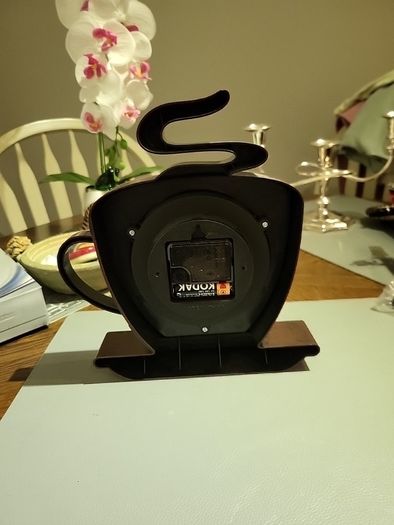Clock  teapot shape