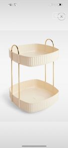 360 degree rotating make up storage.