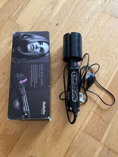 Hair dryer/ blow dry finish