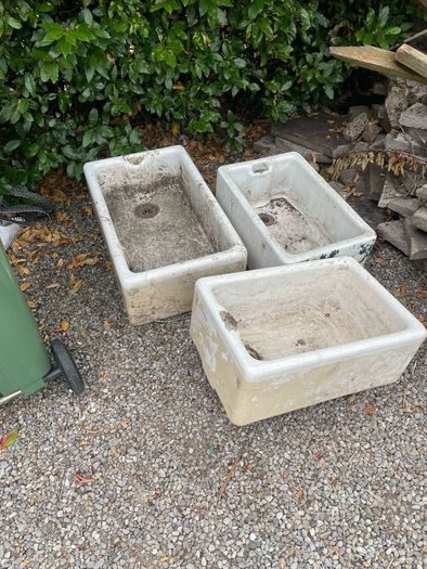 Free 3 Belfast sinks to take away