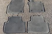 Original VW Tiguan Floor Mats - Rubber