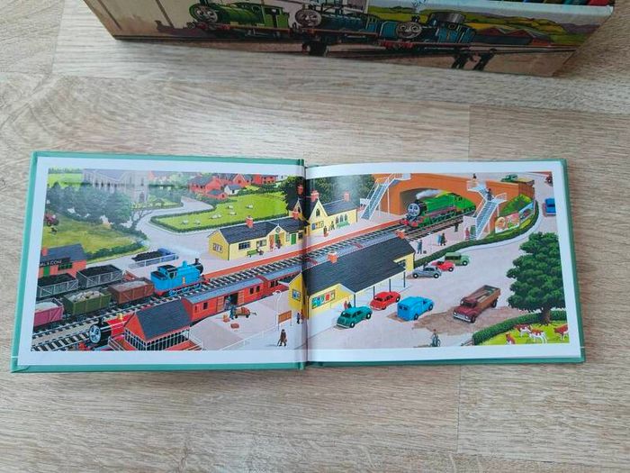 Thomas the tank engine books