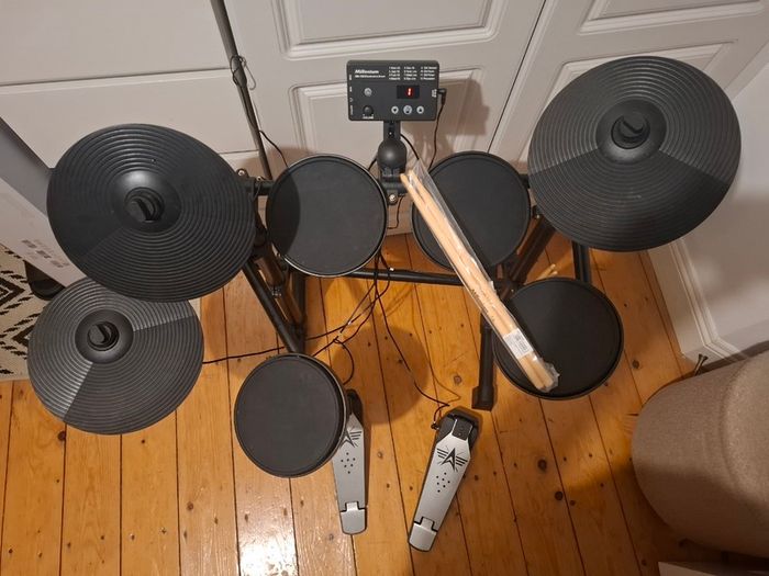 Millenium HD-120 E-Drum Set