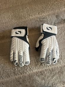 Sondico Aerospine football gloves Size 3