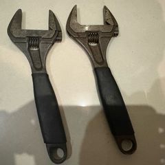 Bahco adjustable wrench
