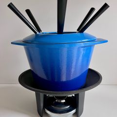 Le Creuset Cast Iron Fondue Set