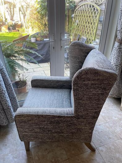 Lounge Chairs