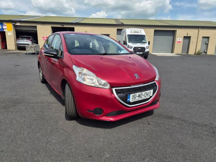 Peugeot 208 2015 1.4 Diesel Red New NCT  and Taxed
