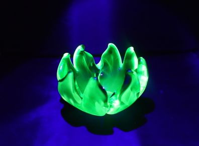 Vintage Incredibly Rare Arte Nuova Pustetto & Zanetti Murano Uranium Glass Ashtray
