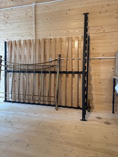 King size brass bed