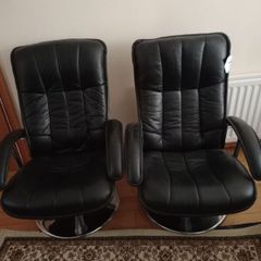 swivel chair
