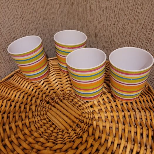 picnic plates