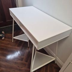 White Desk